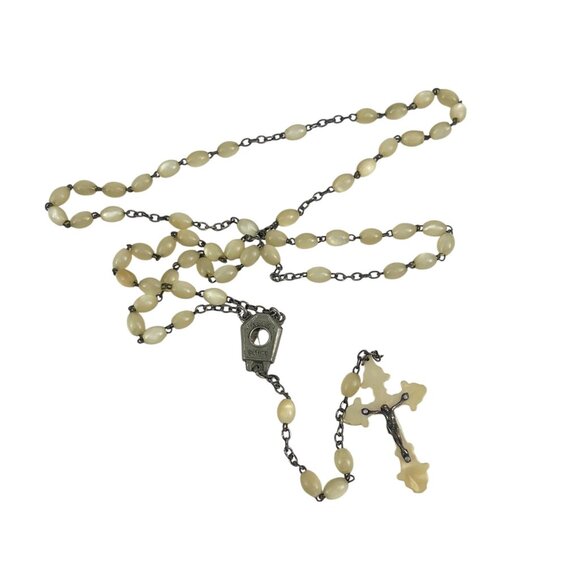 Vintage Catholic Rosary With Cream Beads & Crucifix Pendant Metal Chain Aguaje F - Picture 4 of 6